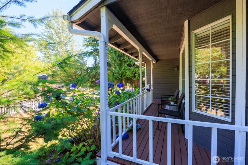 Property photo for 11635 Ne 95th Street, Kirkland photo 2