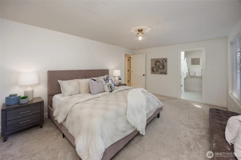 Property photo for 11635 Ne 95th Street, Kirkland photo 21
