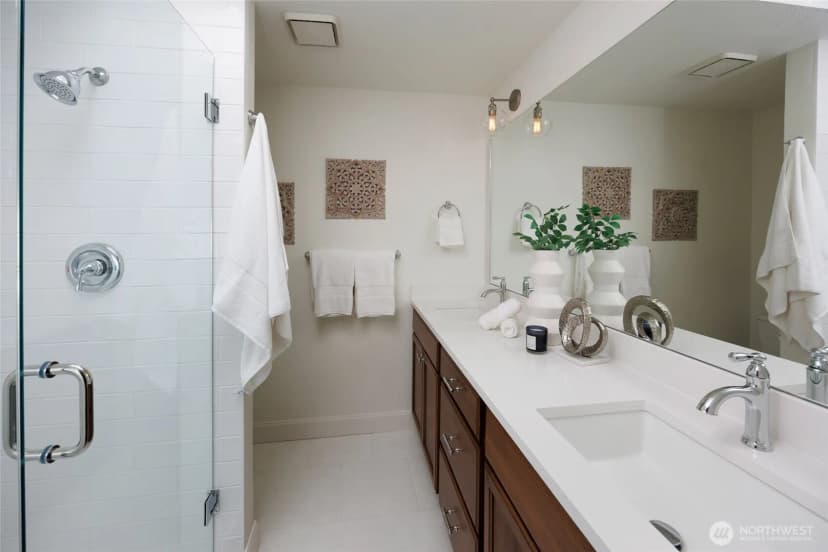Property photo for 11635 Ne 95th Street, Kirkland photo 23