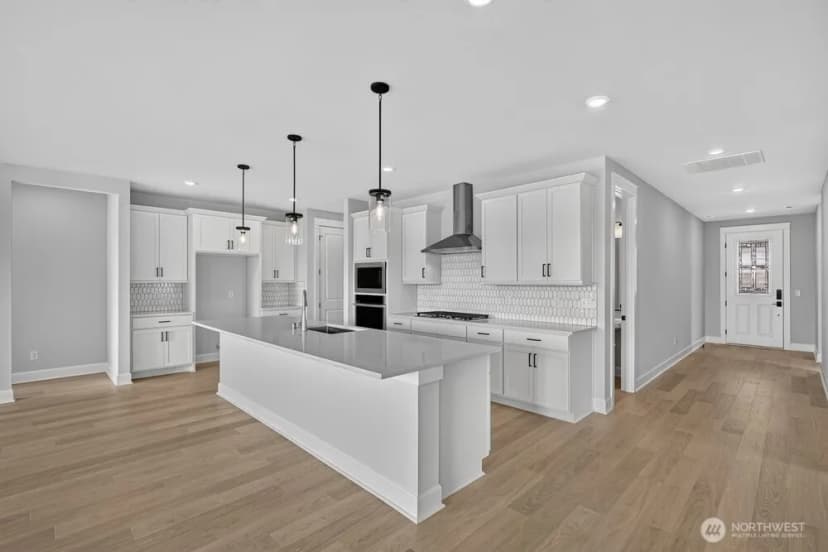 Property photo for 2918 Balsamroot Drive Se, Lacey photo 8