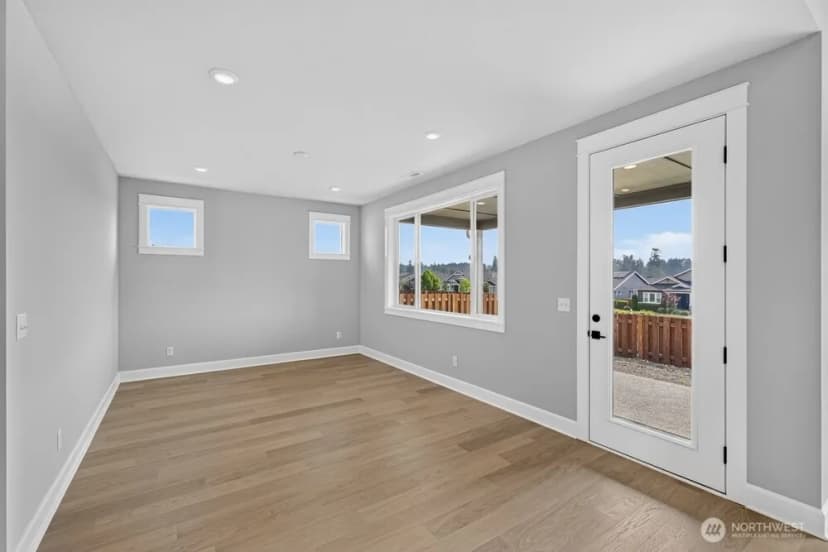 Property photo for 2918 Balsamroot Drive Se, Lacey photo 10