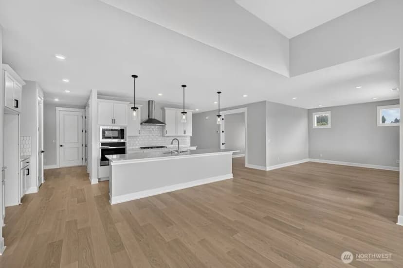 Property photo for 2918 Balsamroot Drive Se, Lacey photo 9