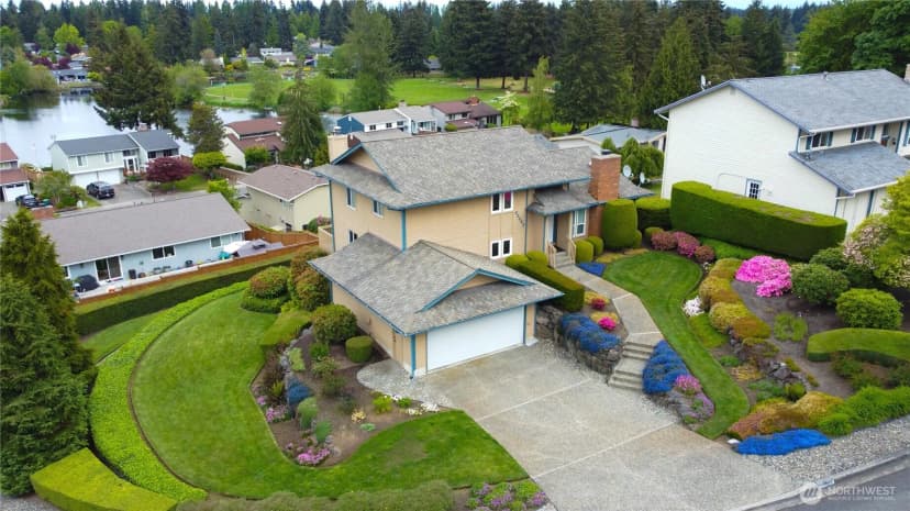 Property photo for 32522 42nd Place Sw, Federal Way photo 2