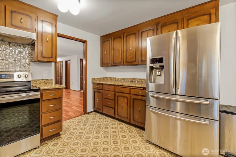 Property photo for 16820 36th Avenue E, Tacoma photo 13