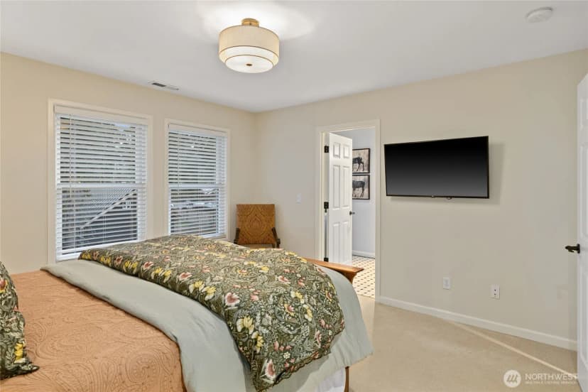 Property photo for 60 Spruce Lane, Ronald photo 17