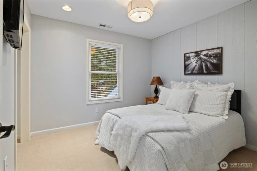 Property photo for 60 Spruce Lane, Ronald photo 19