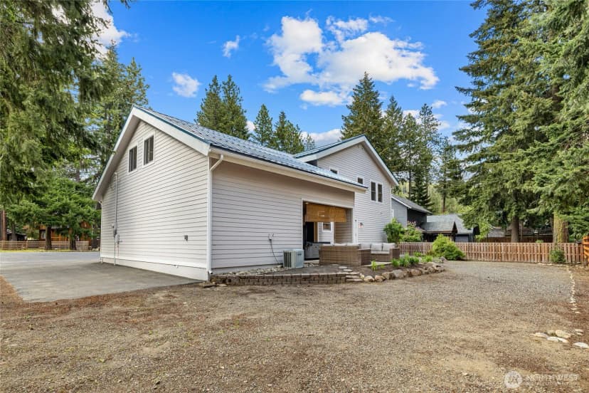 Property photo for 60 Spruce Lane, Ronald photo 30