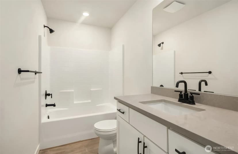 Property photo for 26539 Ne 143rd Circle #e, Duvall photo 11