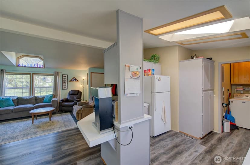 Property photo for 1510 144th Lane, Long Beach photo 11