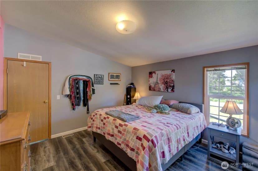 Property photo for 1510 144th Lane, Long Beach photo 19