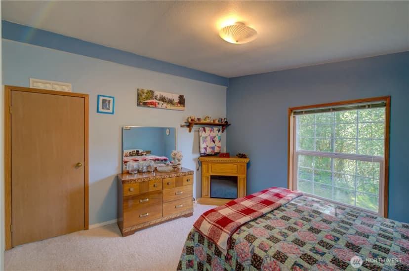 Property photo for 1510 144th Lane, Long Beach photo 23