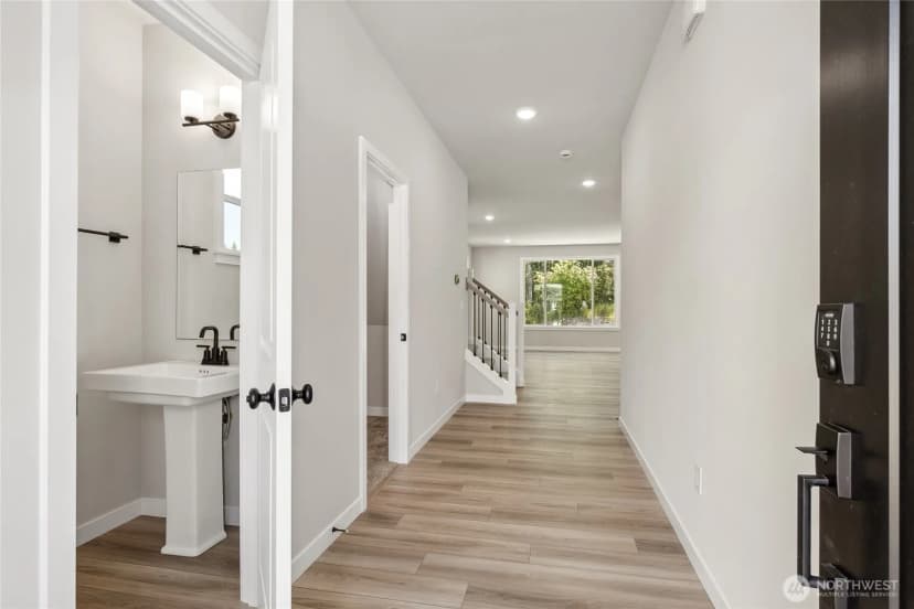 Property photo for 17602 Ne Midnight Sun Loop, Poulsbo photo 11
