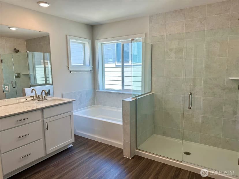 Property photo for 17602 Ne Midnight Sun Loop, Poulsbo photo 9