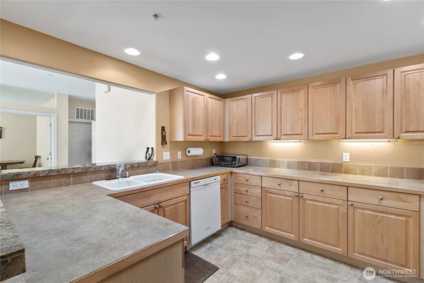 Property photo for 910 Medical Center Drive #g-102, Arlington photo 15