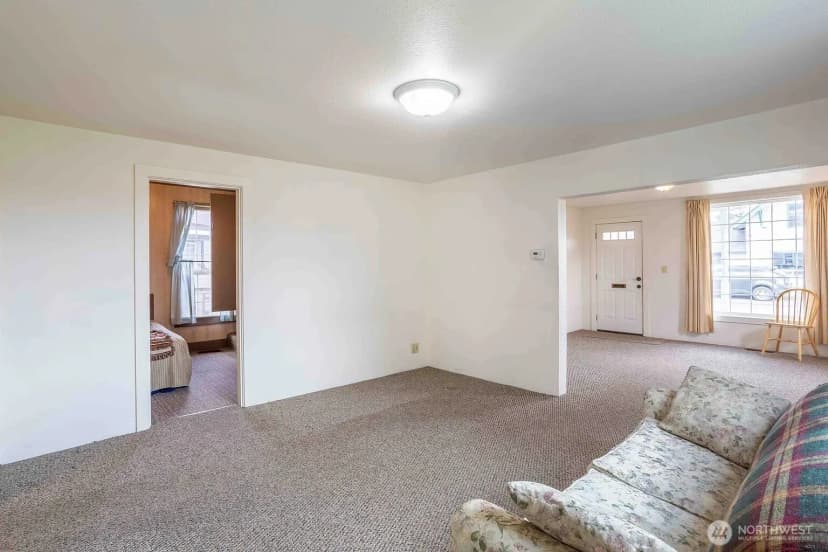 Property photo for 116 E 4th Street, Centralia photo 9