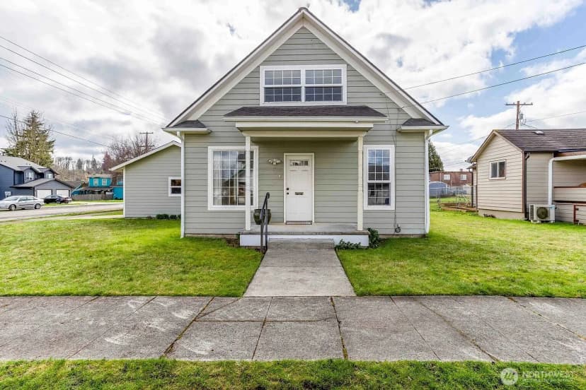 Property photo for 116 E 4th Street, Centralia photo 4