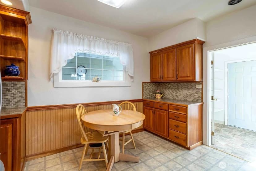 Property photo for 116 E 4th Street, Centralia photo 13
