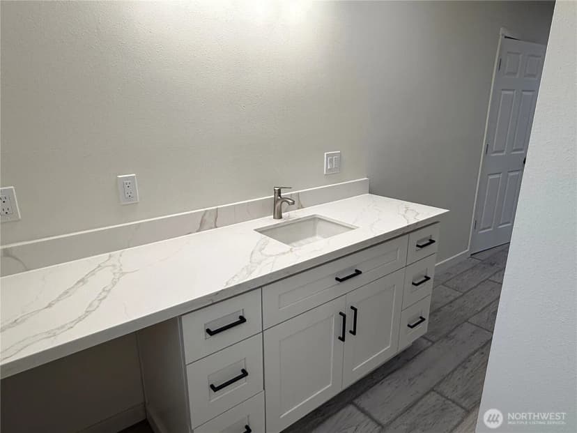 Property photo for 611 Conger Street, Aberdeen photo 17