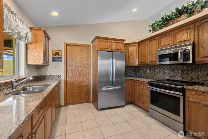 Property photo for 270 Indian Lake Drive, Ellensburg photo 9