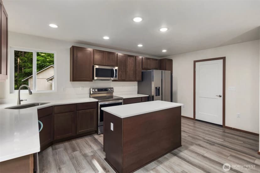 Property photo for 19013 63rd Street E, Lake Tapps photo 9