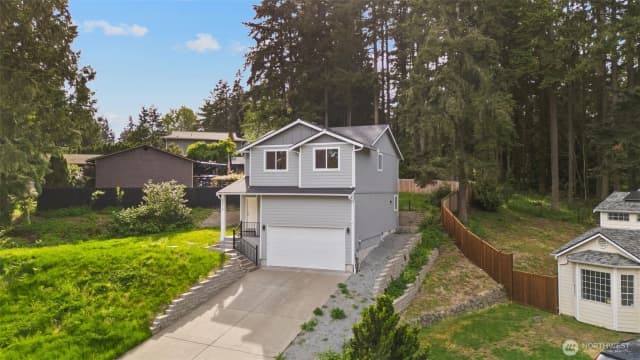 Property photo for 19013 63rd Street E, Lake Tapps photo 3