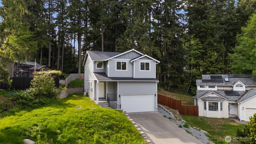 Property photo for 19013 63rd Street E, Lake Tapps photo 2