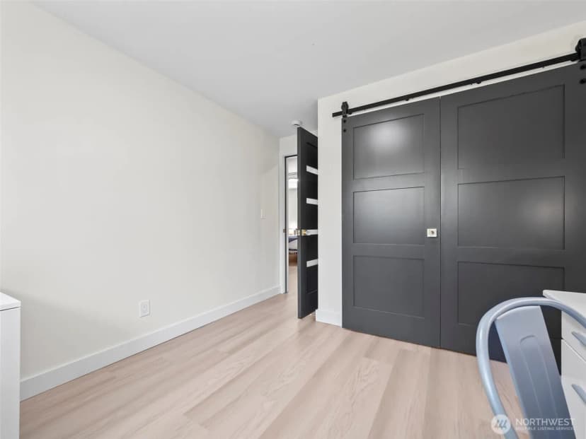 Property photo for 13517 Bingham Avenue E, Tacoma photo 25