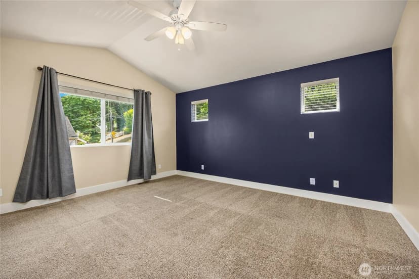 Property photo for 2653 19th Street, Bremerton photo 9