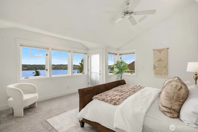 Property photo for 7934 Lake View Lane, Mercer Island photo 26