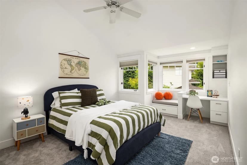 Property photo for 7934 Lake View Lane, Mercer Island photo 32
