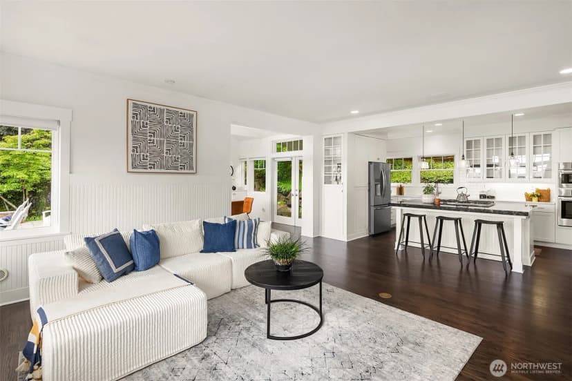 Property photo for 7934 Lake View Lane, Mercer Island photo 10