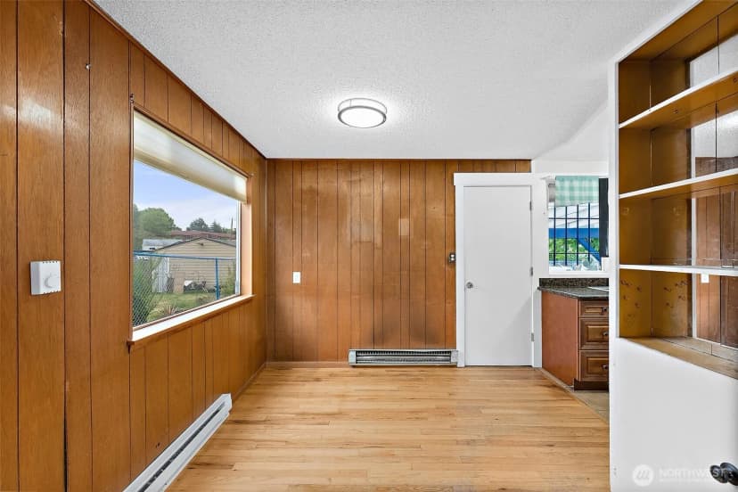 Property photo for 1811 S Sprague Avenue, Tacoma photo 13
