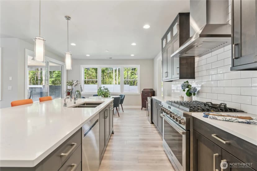 Property photo for 3913 63rd Street Nw, Gig Harbor photo 9
