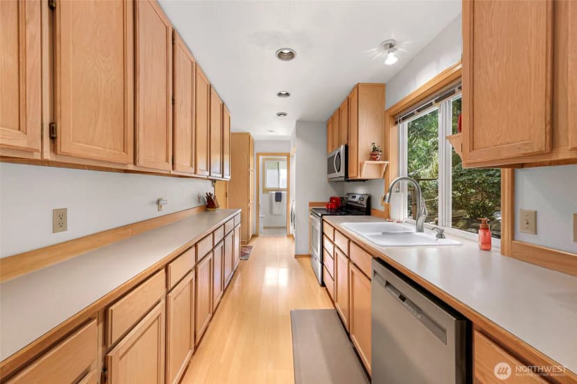 Property photo for 163 Polo Park Drive, Bellingham photo 15