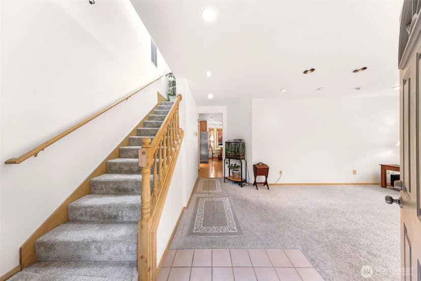 Property photo for 163 Polo Park Drive, Bellingham photo 5