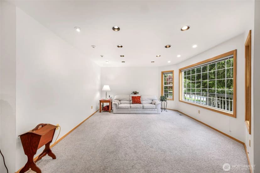 Property photo for 163 Polo Park Drive, Bellingham photo 6