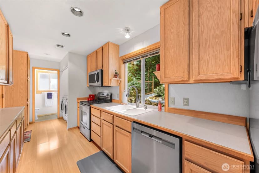 Property photo for 163 Polo Park Drive, Bellingham photo 16