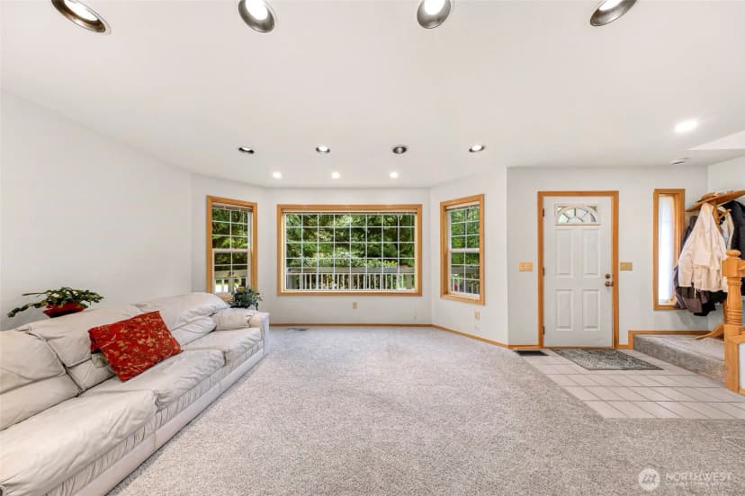 Property photo for 163 Polo Park Drive, Bellingham photo 7