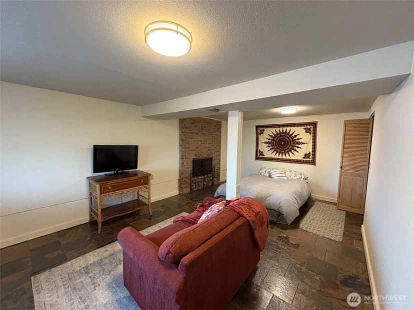 Property photo for 10644 19th Avenue Se, Seattle photo 22