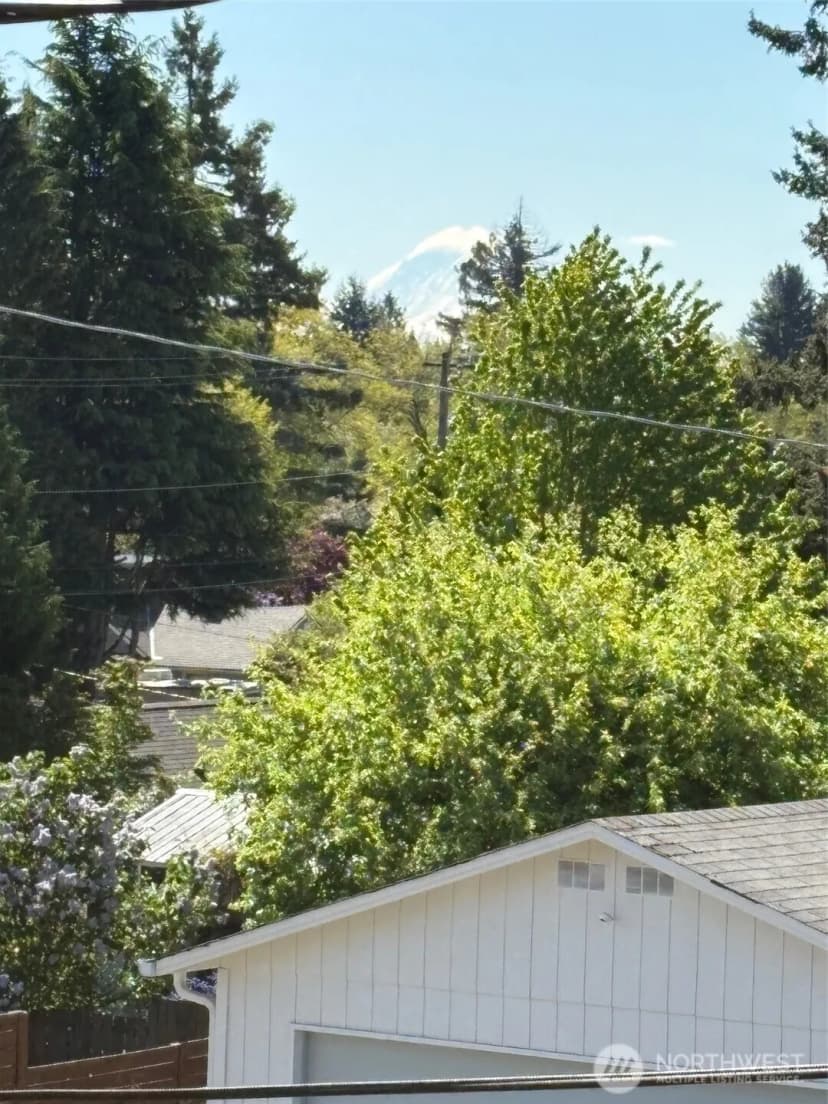 Property photo for 10644 19th Avenue Se, Seattle photo 11