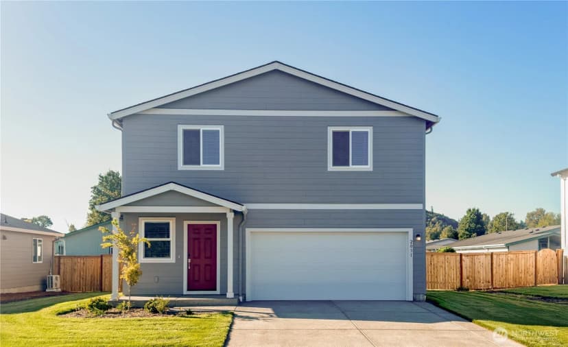 Property photo for 2031 Henderson Way, Longview