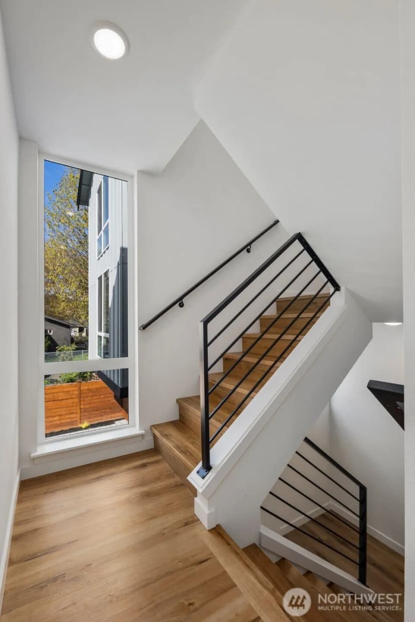 Property photo for 817 C S Rose Street, Seattle photo 13