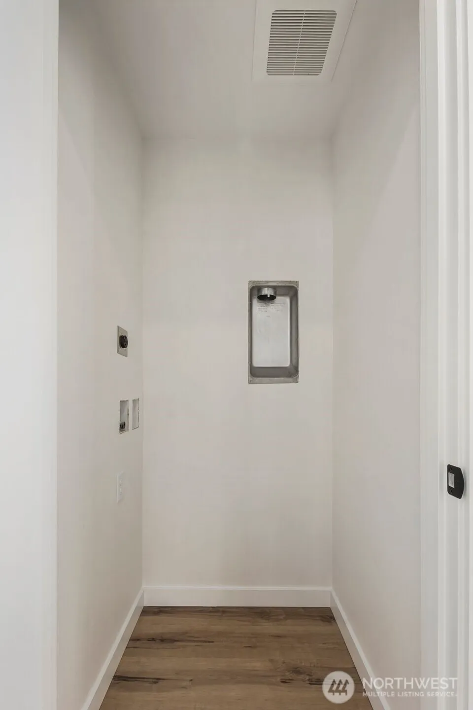 Property photo for 817 C S Rose Street, Seattle photo 19