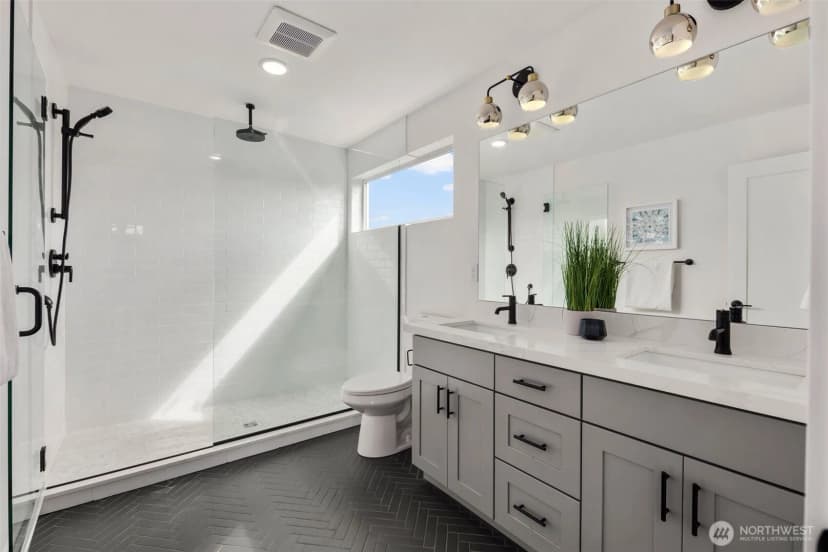 Property photo for 817 C S Rose Street, Seattle photo 10