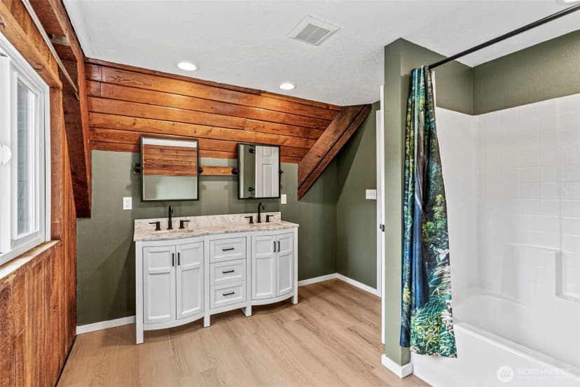 Property photo for 1649 Holcomb Road, Kelso photo 18