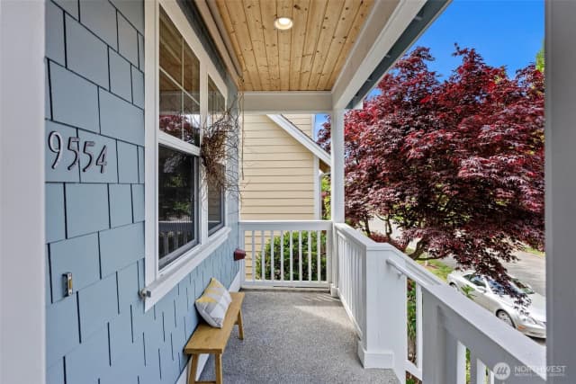 Property photo for 19554 Jensen Way Ne, Poulsbo