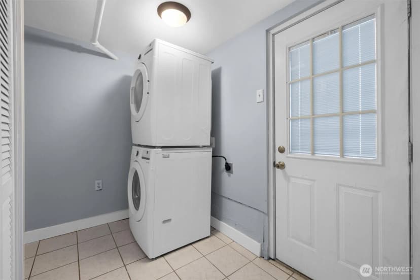 Property photo for 664 W Emerson Street #unit A, Seattle photo 19