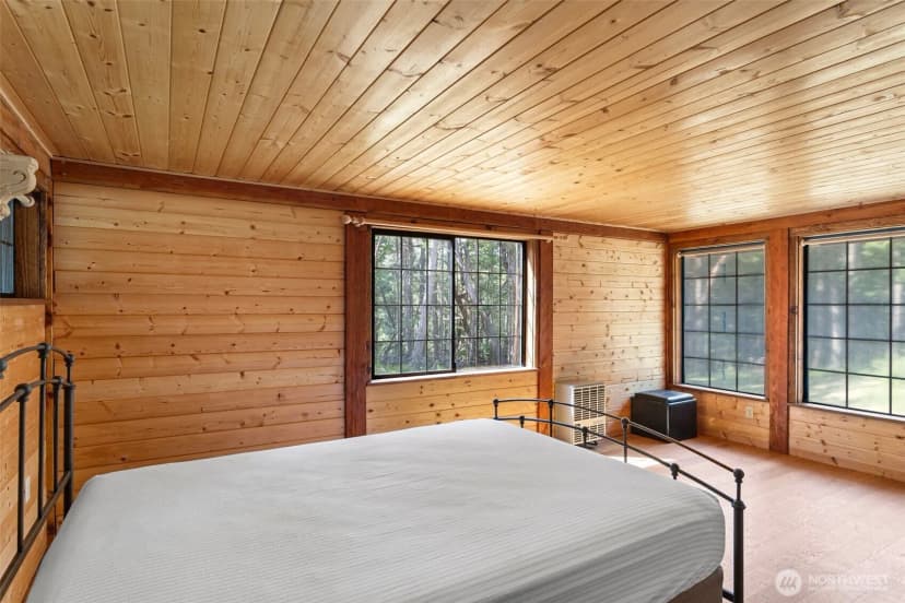 Property photo for 35 N Airport Way, Stuart Island photo 15