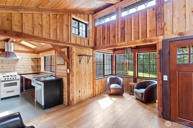 Property photo for 35 N Airport Way, Stuart Island photo 5