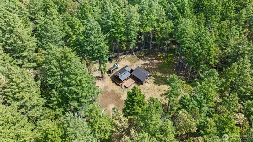 Property photo for 35 N Airport Way, Stuart Island photo 23